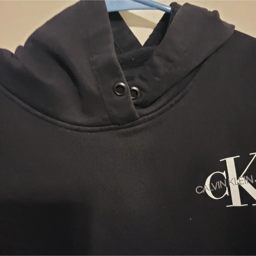 Womans Small Calvin Klein Sweatshirt